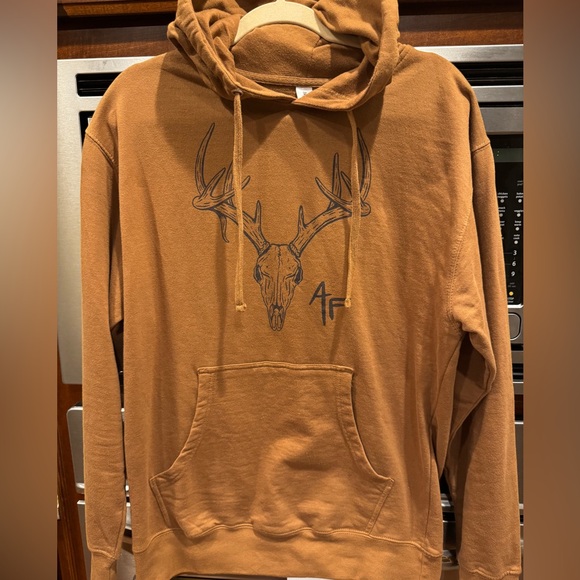 American Fetcher Deer Skull Hoodie Medium - Picture 1 of 4